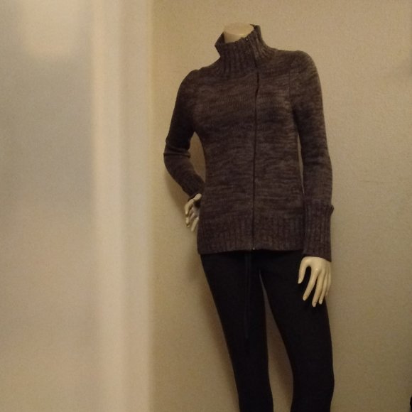 Moda Intl Grey Asymmetrical Sweater Jacket - Picture 3 of 16